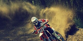 Jaki kask motocyklowy do 1500?