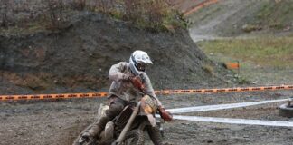 Jak myc enduro?